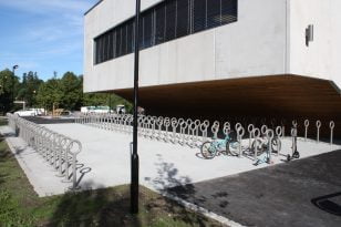Cykelstativ Ring på Høvik skole i Bærum